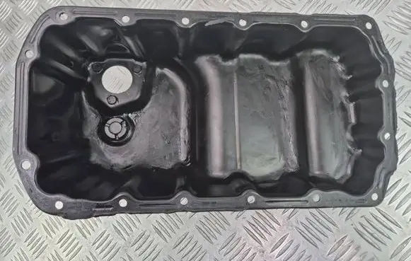 BMW 1 F20 F21 Oil sump 7649311