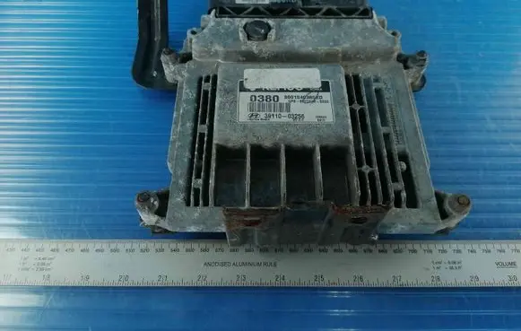 Hyundai i20 (PB PBT) Engine control unit/module 3911003256