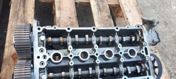 Audi A4 S4 B9 Engine head 04E469BC 04E103479E
