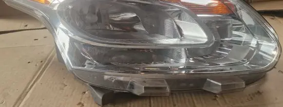 Citroen C3 Picasso Headlight/headlamp 9681806180