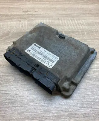 Opel Astra G Engine control unit/module ECU 09181243 0281010050