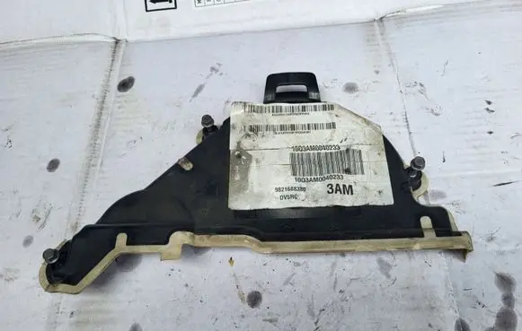 Peugeot 308 Timing belt guard (cover) 9824675280