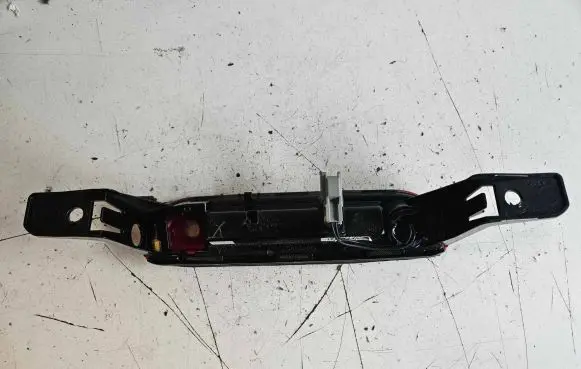Chrysler 300C Third/center stoplight E11021720 68212996AR