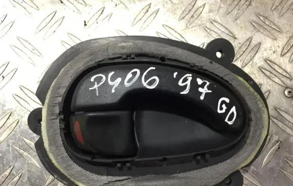 Peugeot 406 Rear door interior handle 93118500 9616307477