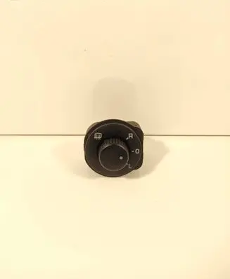 Skoda Octavia Mk2 (1Z) Wing mirror switch 1Z2959565E