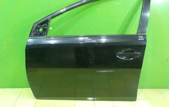 Toyota Yaris Front door PRZOD LEWE