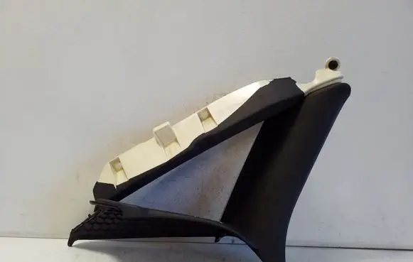(D)pillar trim (top)