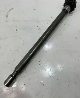 Mercedes-Benz E C207 W207 Oil pump balance shaft A6420300172 | 888.112.622