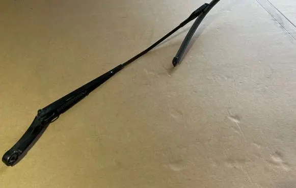 Skoda Octavia Mk3 (5E) Front wiper blade arm 5E1955410