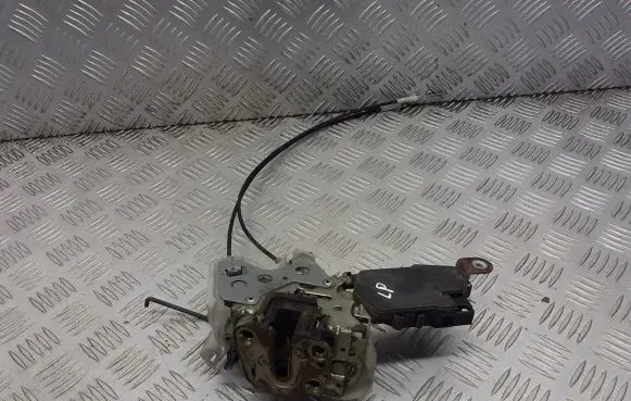 Subaru Forester SH Front door lock