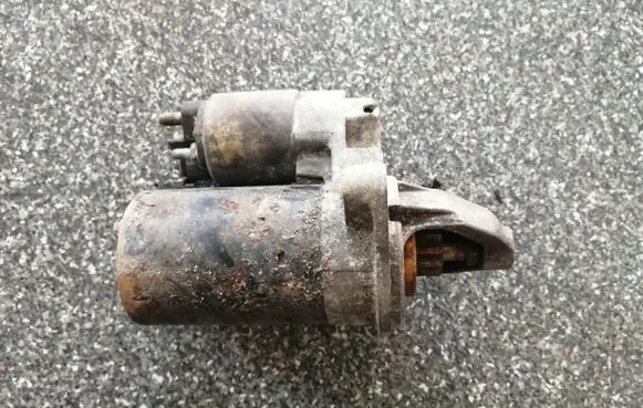 Ford Fiesta Starter motor 2S6U11000CA