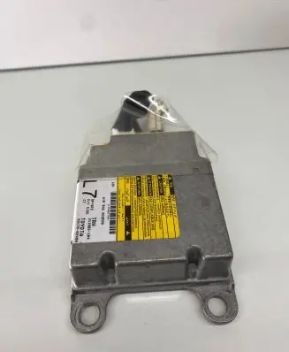 Toyota Corolla E120 E130 Airbag control unit/module 8917002400 211082104