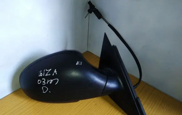 Seat Ibiza III (6L) Manual wing mirror 876048 014142