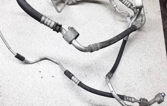 Opel Astra H Air conditioning (A/C) pipe/hose