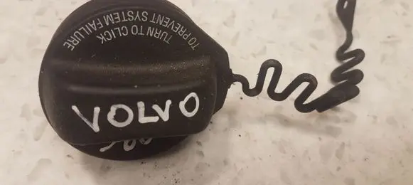 Volvo S60 Fuel tank filler cap 