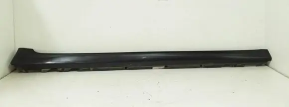 BMW 5 G30 G31 Sill 8064744