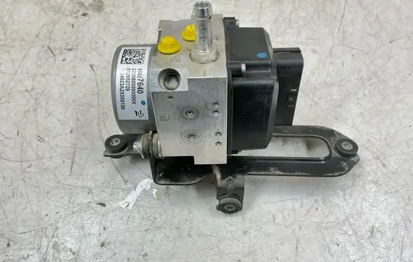 Chevrolet Corvette C8 ABS Pump 812952729