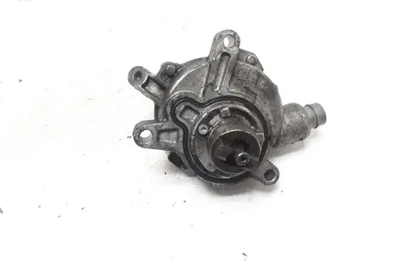 Volvo S80 Vacuum pump 30731825