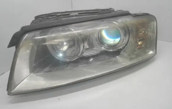 Audi A8 S8 D3 4E Headlight/headlamp 14751477