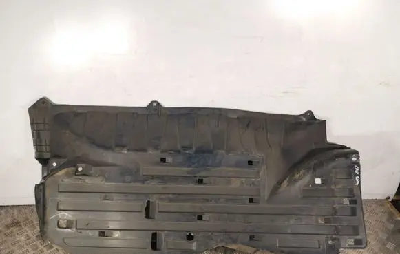 Honda CR-V Center/middle under tray cover 74613T1GAG0