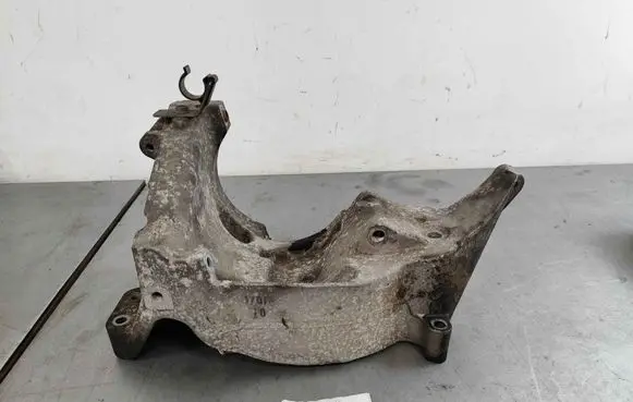 BMW 5 F10 F11 A/C compressor mount bracket 11167802639 7802639