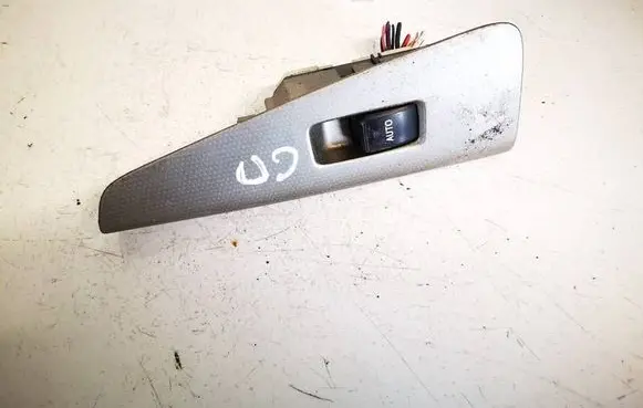 Toyota Corolla Verso E121 Electric window control switch 7427113040