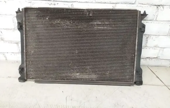 Audi A6 S6 C6 4F Coolant radiator 4F0121251N