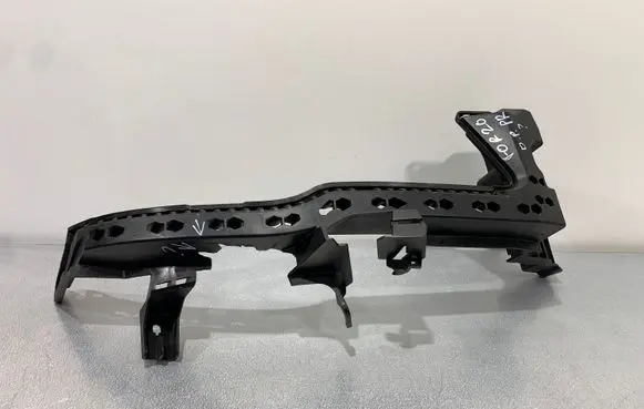 Subaru Forester SK Front bumper mounting bracket 57707SJ000