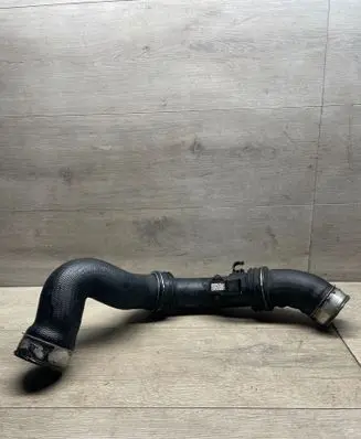 Volkswagen Transporter - Caravelle T5 Intercooler hose/pipe 7H0145955