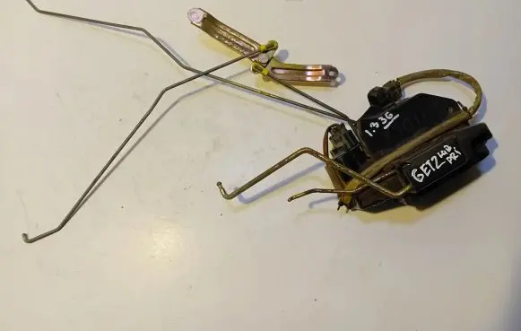 Hyundai Getz Front door lock