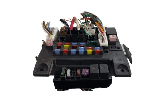 Mitsubishi Outlander Fuse module 8637A313 L8637001A 519087548