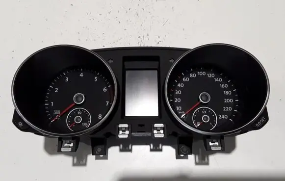 Volkswagen Golf VI Speedometer (instrument cluster) 5K0920870D