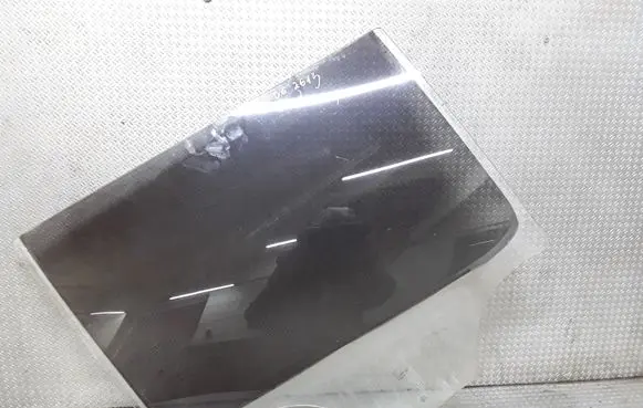 Skoda Yeti (5L) Rear door window glass