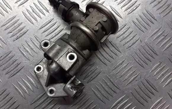 Audi A3 S3 8P EGR valve 06A131166E