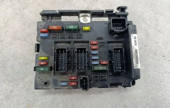 Peugeot 307 CC BSM Control unit 