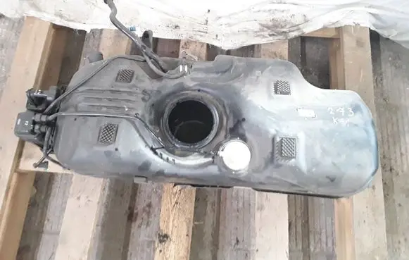 Opel Karl Fuel tank 688210851 95933310 42450316