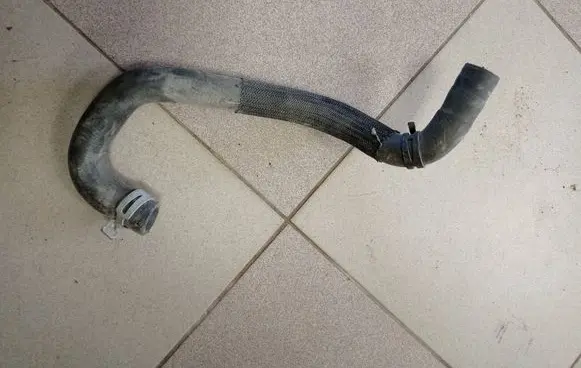 Chevrolet Volt II Heater radiator pipe/hose 23378381