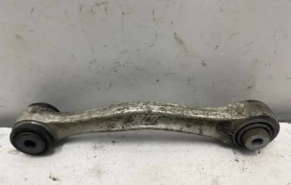 BMW M3 e92 Rear upper control arm/wishbone 2283547