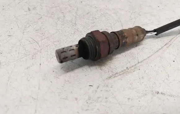 Mercedes-Benz A W169 Lambda probe sensor A0035428118