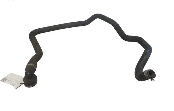 Volvo V40 Engine coolant pipe/hose