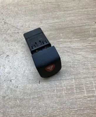 Renault Kangoo I Hazard light switch 25177 2517702 523539