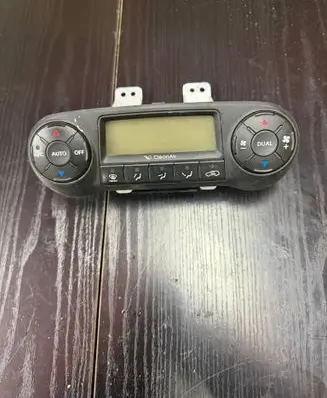 Hyundai ix35 Climate control unit 972502Y301