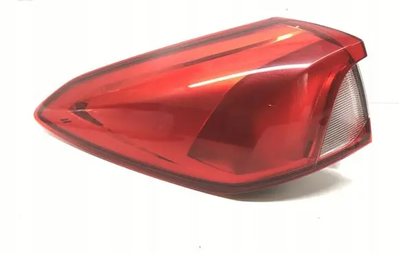 Ford Focus Rear/tail lights 13405