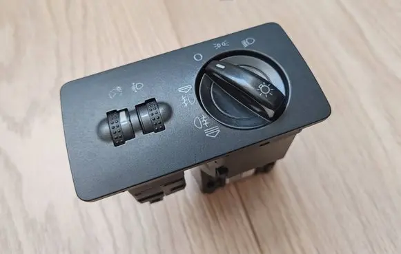 Skoda Fabia Mk1 (6Y) Light switch 6Y1941531N 6Y0919094E