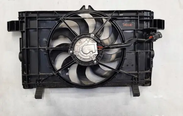 Tesla Model 3 Radiator cooling fan shroud 1607808-00-B