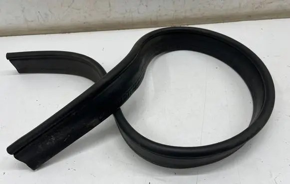 Mercedes-Benz GLE W167 Engine compartment rubber 