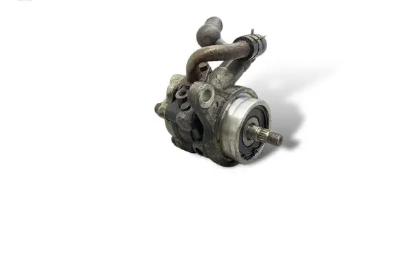Nissan X-Trail T30 Power steering pump K1252
