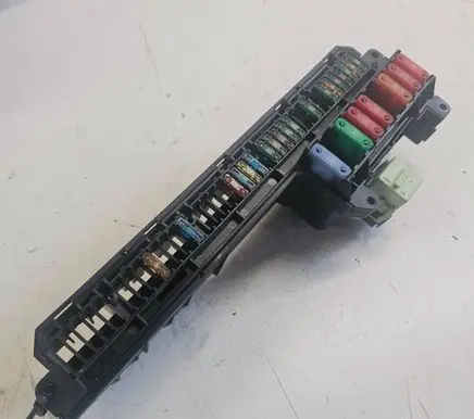 BMW 5 E60 E61 Fuse module 6114695733001