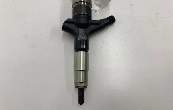 Subaru Forester SH Fuel injector 16613AA020 08K02756