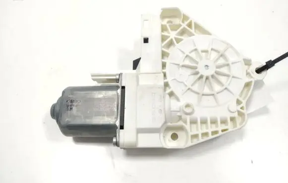 Audi Q3 8U Rear door window regulator motor 8K0959812A